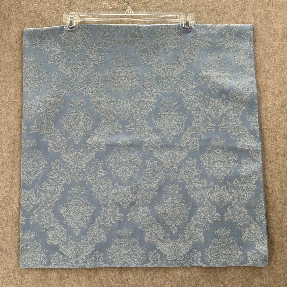 VTG Blue Damask Jacquard Floral‎ Scroll Fabric Tablecloth 48